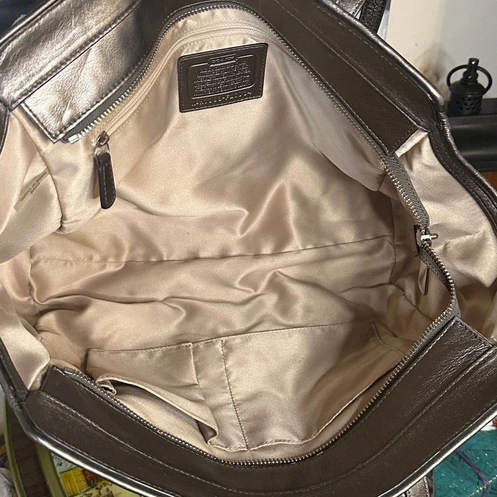 EUC Coach Taylor Snake Print Alexis Carryall Satchel. F26034 - Picture 6 of 7